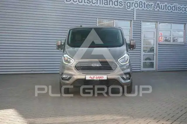 2020 Ford Tourneo