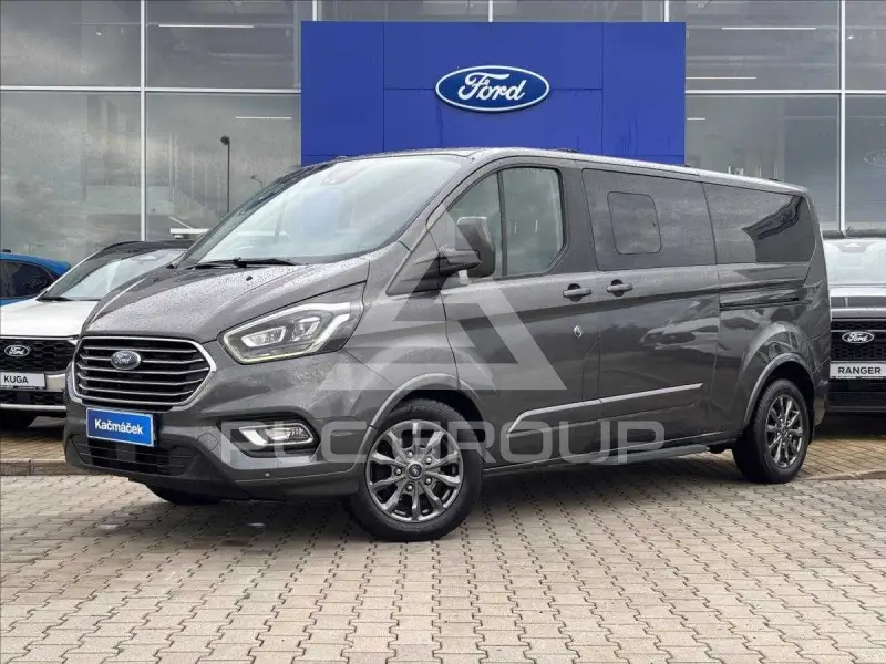 2020 Ford Tourneo