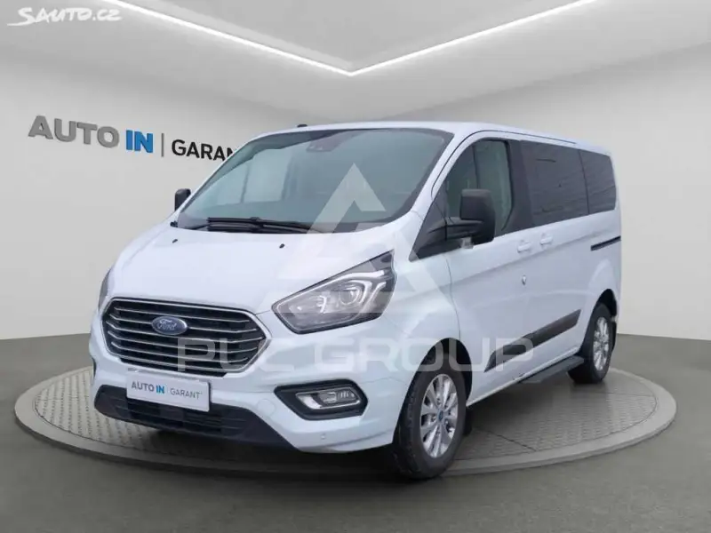 2020 Ford Tourneo