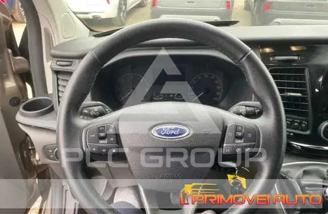 2020 Ford Tourneo