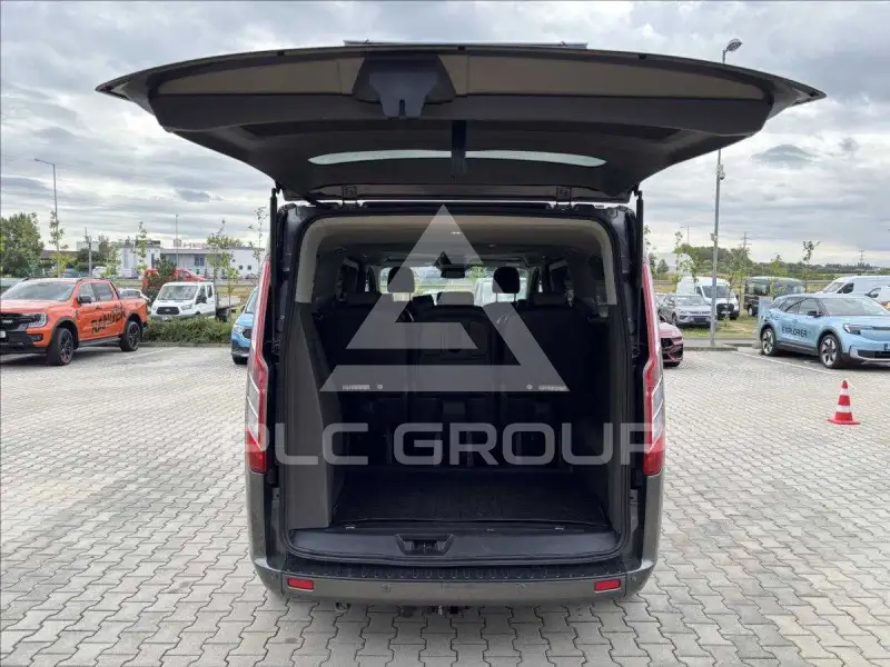 2020 Ford Tourneo