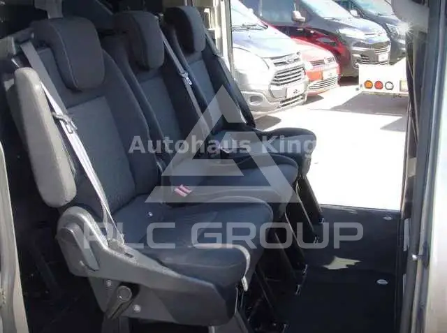 2020 Ford Tourneo