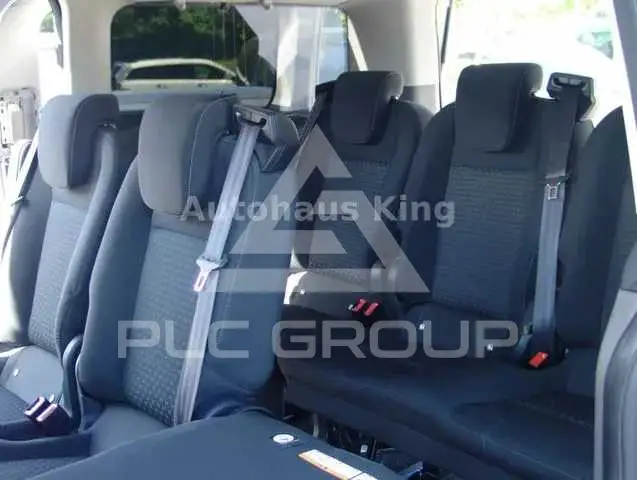 2020 Ford Tourneo