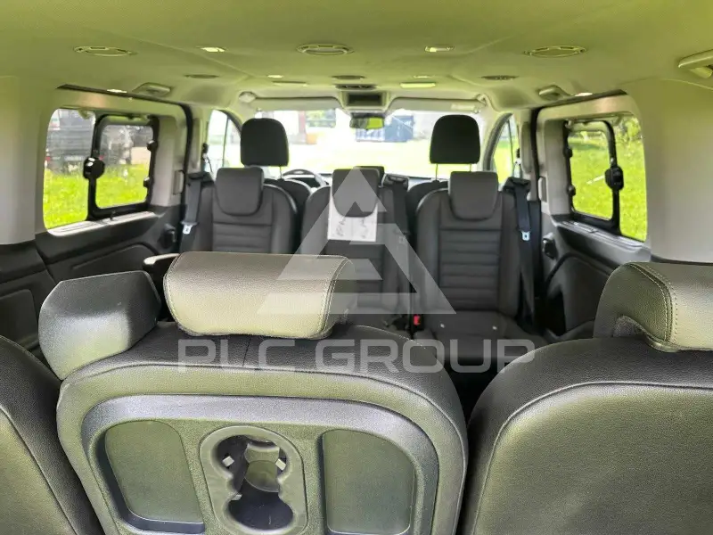 2020 Ford Tourneo