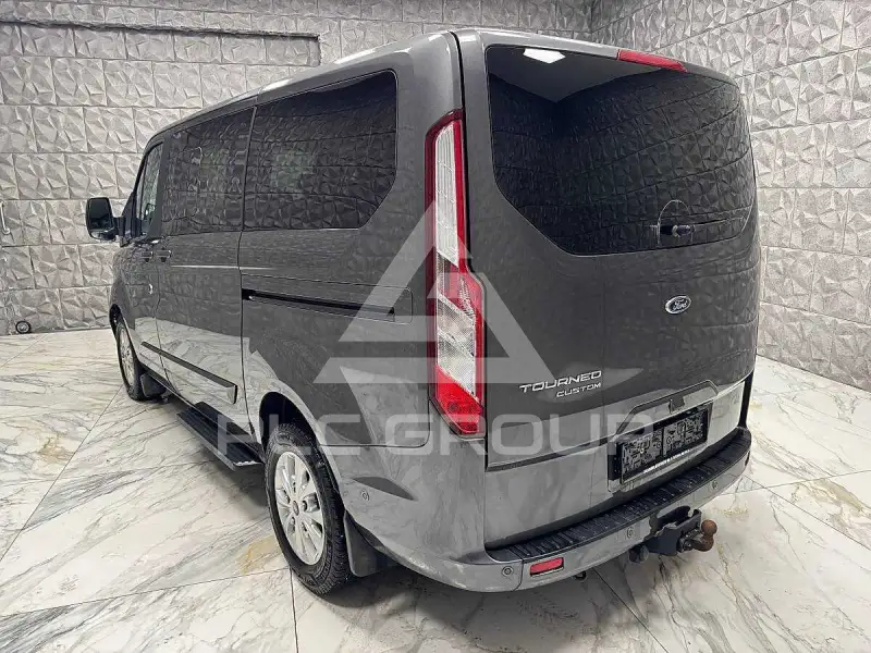 2020 Ford Tourneo