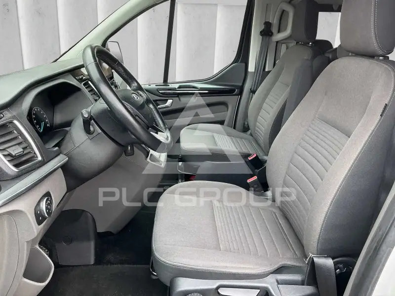 2020 Ford Tourneo
