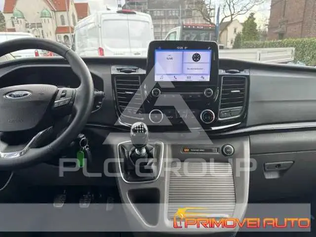 2020 Ford Tourneo