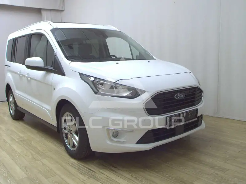 2020 Ford Tourneo