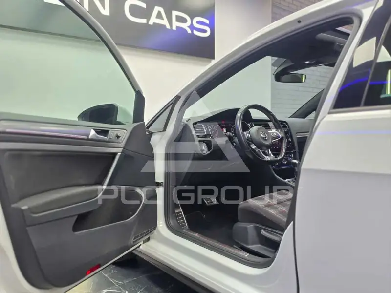 2020 Volkswagen GOLF