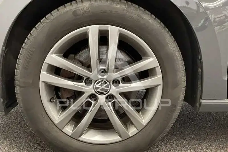 2020 Volkswagen Touran