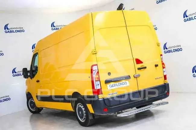2020 Renault Master
