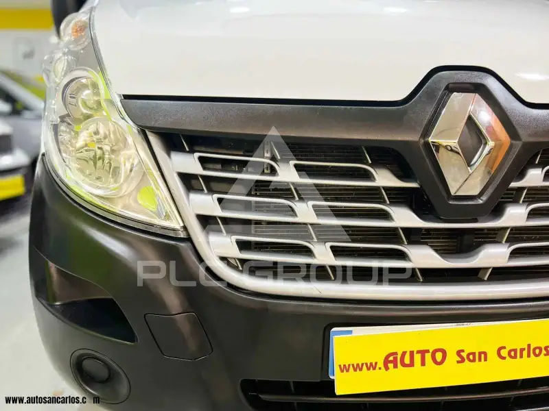 2020 Renault Master