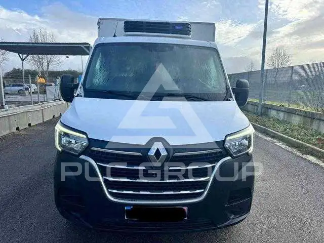 2020 Renault Master