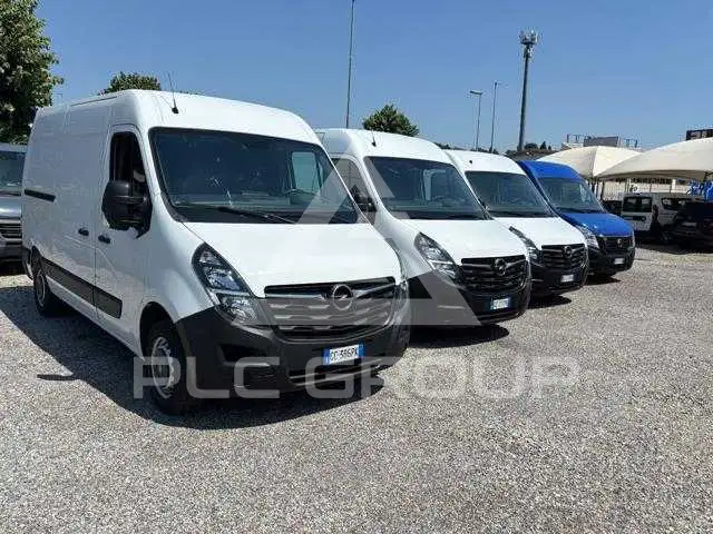 2020 Renault Master