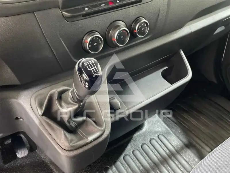 2020 Renault Master
