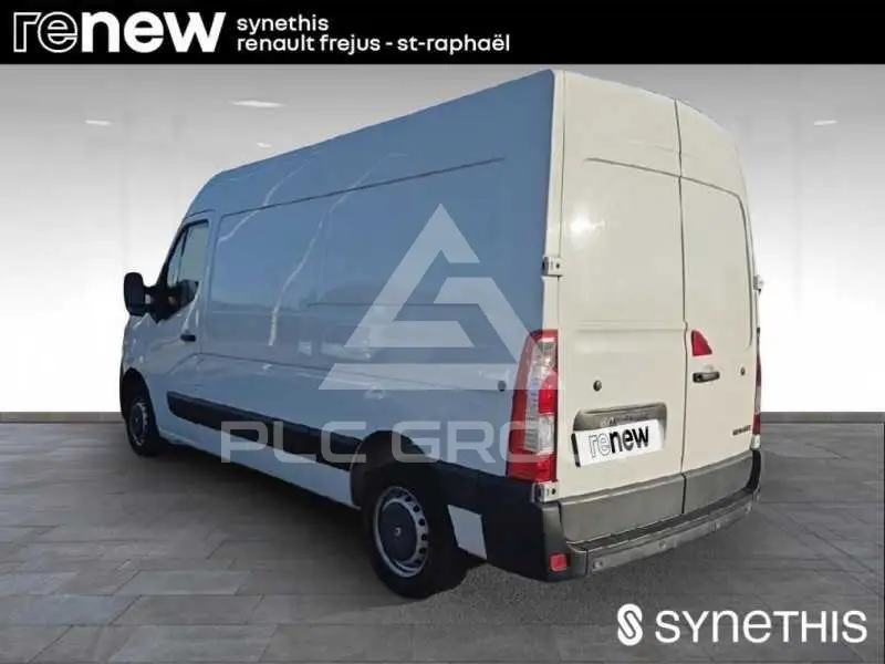 2020 Renault Master