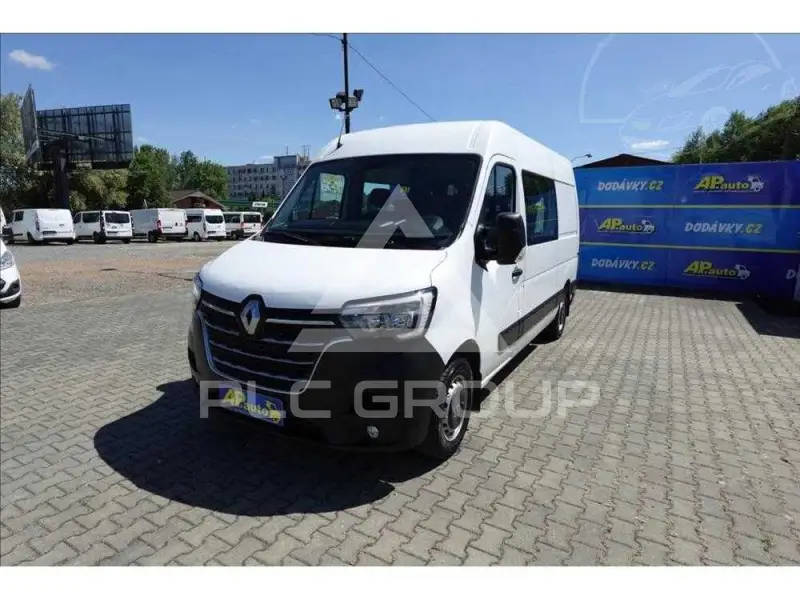 2020 Renault Master