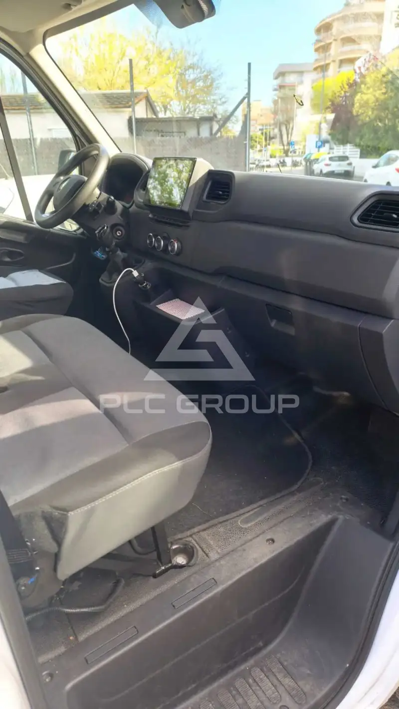 2020 Renault Master