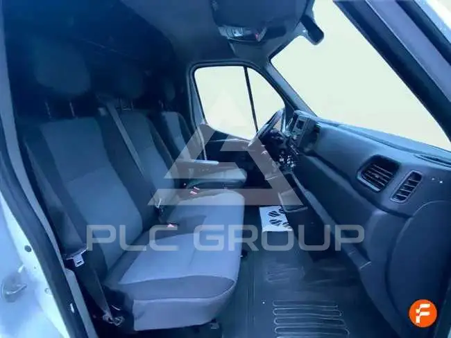 2020 Renault Master