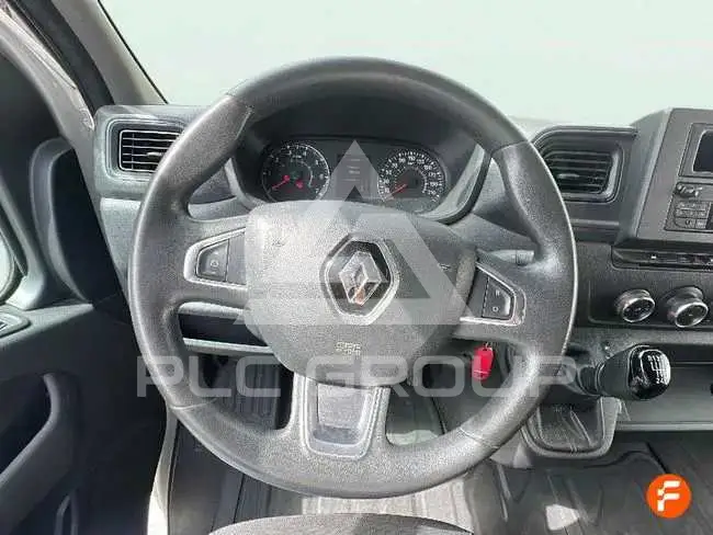 2020 Renault Master