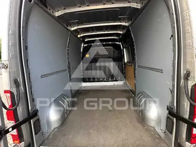2020 Opel Movano