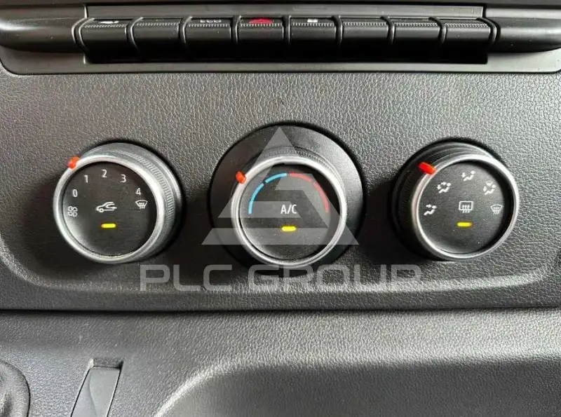 2020 Opel Movano