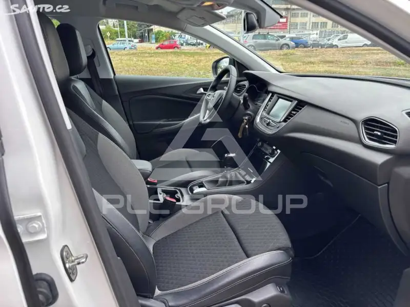 2020 Opel GrandlandX