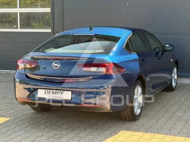 2020 Opel Insignia