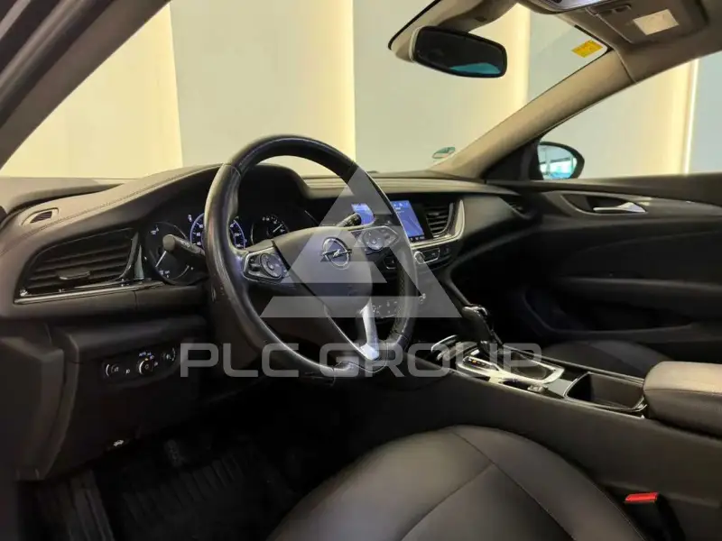 2020 Opel Insignia
