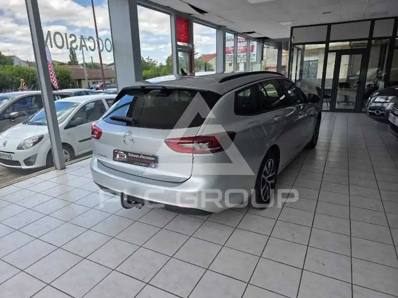 2020 Opel Insignia