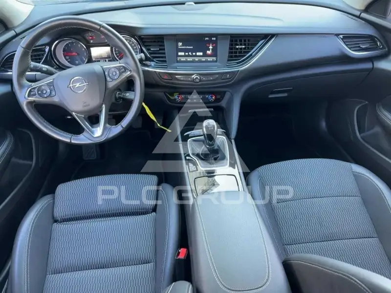 2020 Opel Insignia