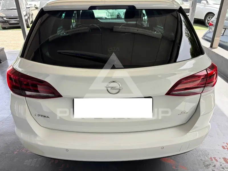 2020 Opel Astra