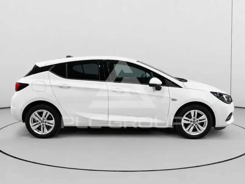 2020 Opel Astra