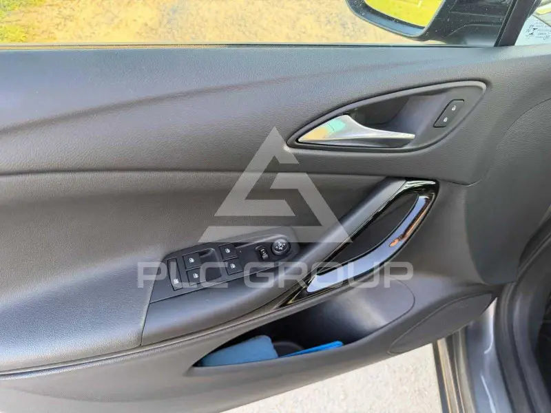 2020 Opel Astra