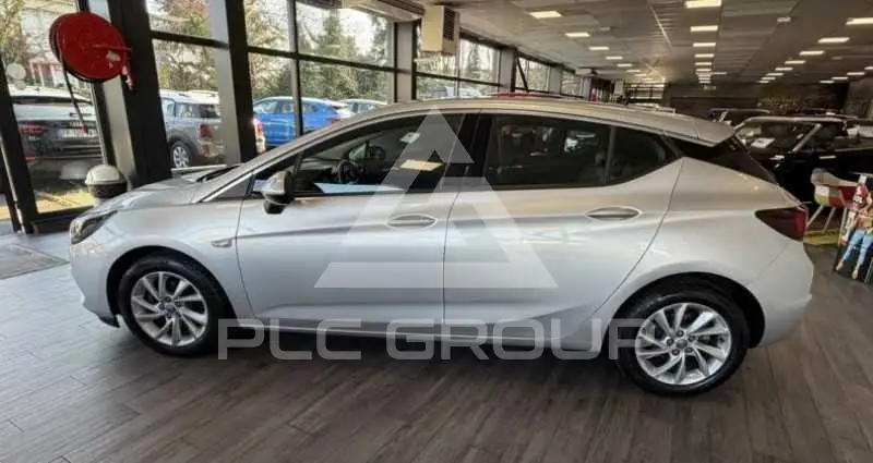 2020 Opel Astra