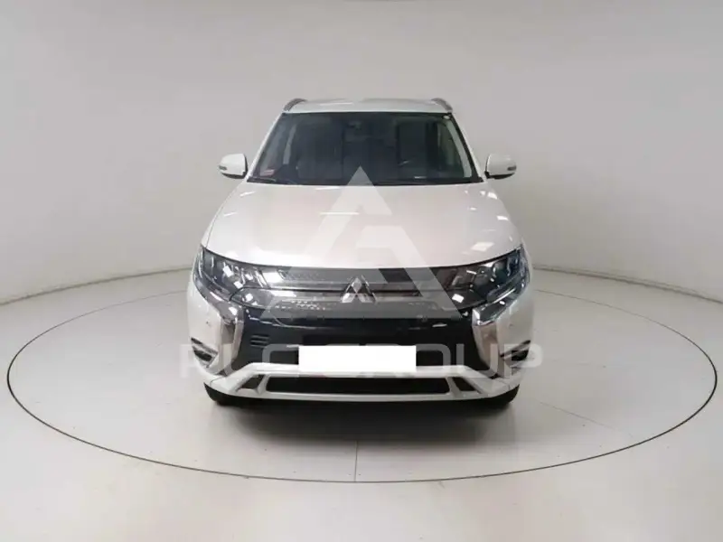 2021 Mitsubishi OUTLANDER