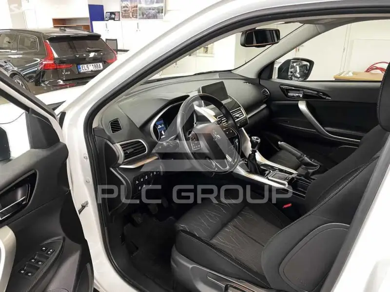 2021 Mitsubishi ECLIPSE