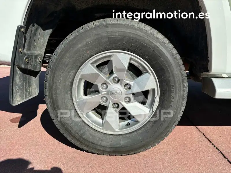 2021 Mitsubishi L200