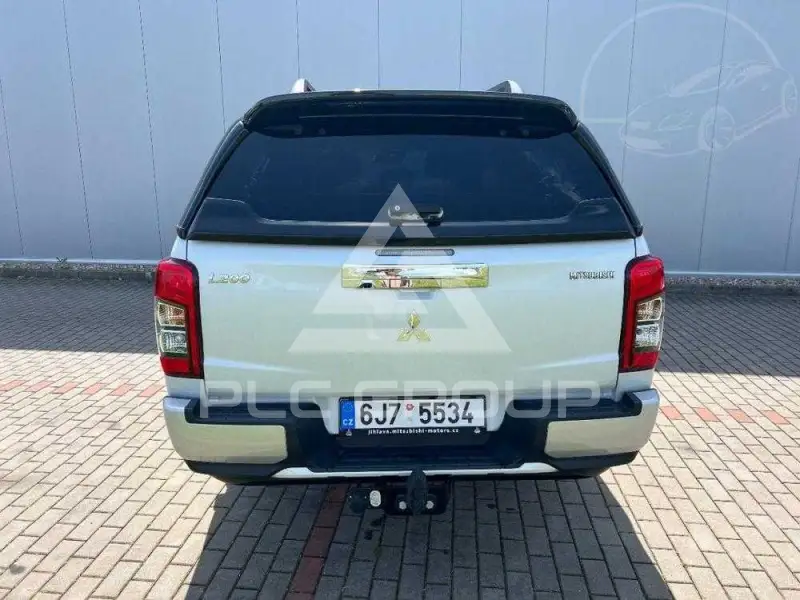 2021 Mitsubishi L200