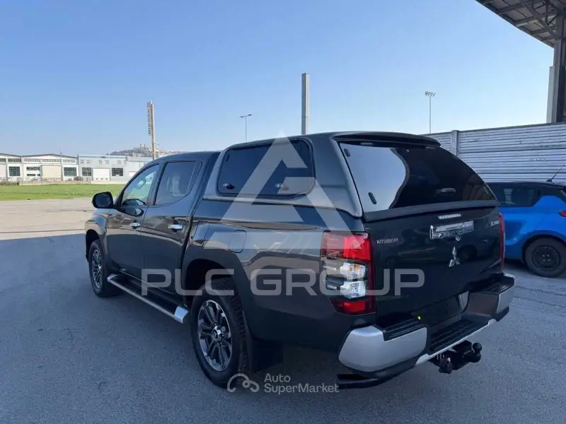 2021 Mitsubishi L200