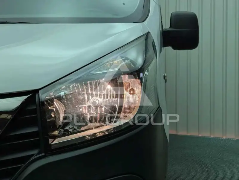 2021 Nissan NV 300