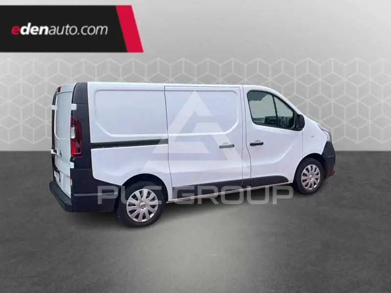 2021 Nissan NV 300