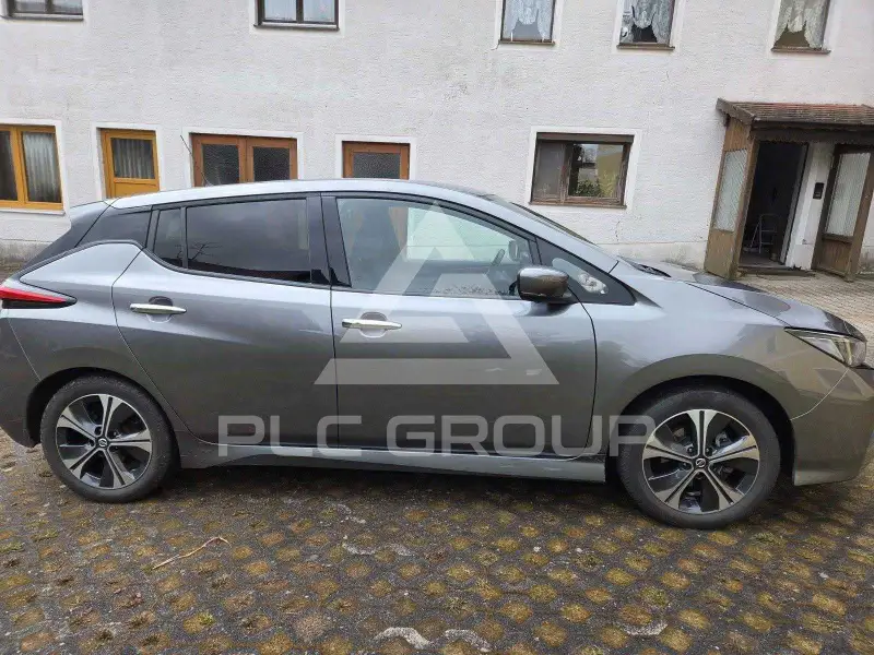 2021 Nissan LEAF