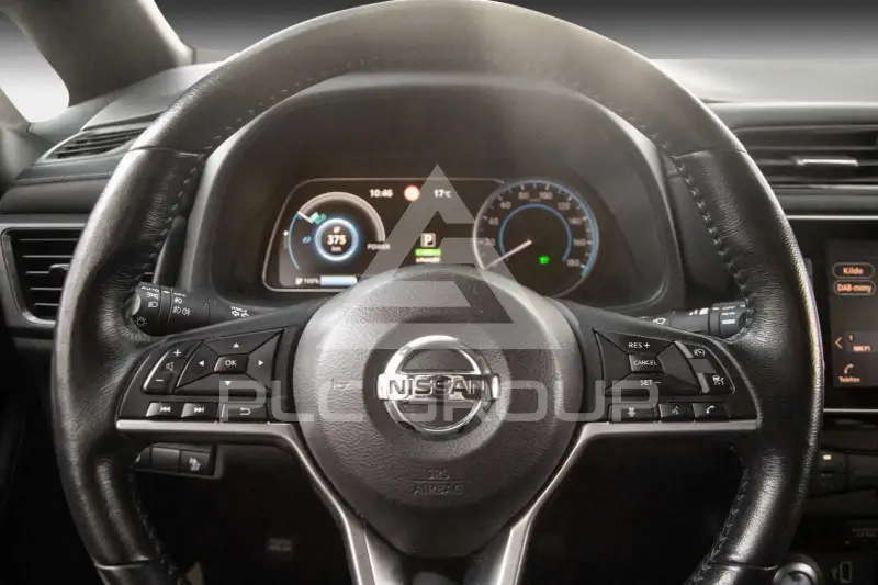 2021 Nissan LEAF