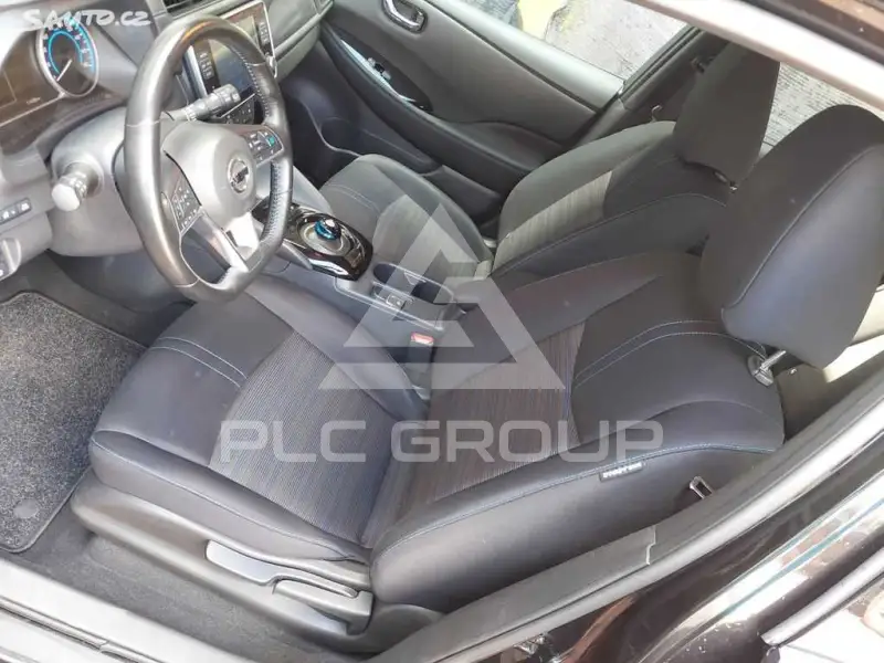2021 Nissan LEAF