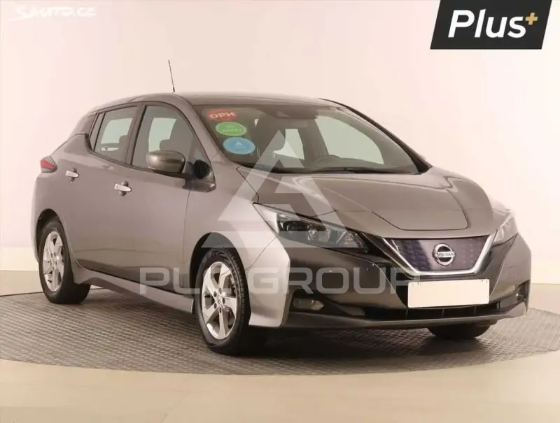 2021 Nissan LEAF