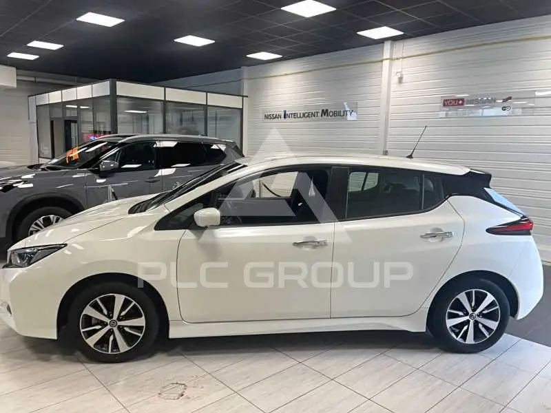 2021 Nissan LEAF