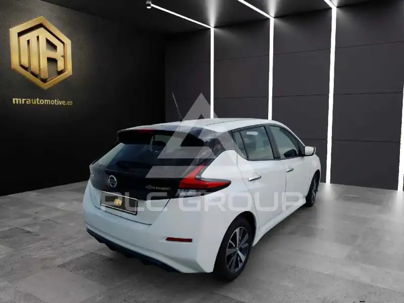 2021 Nissan LEAF