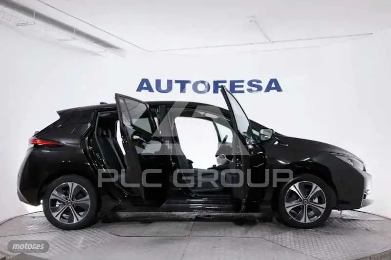 2021 Nissan LEAF