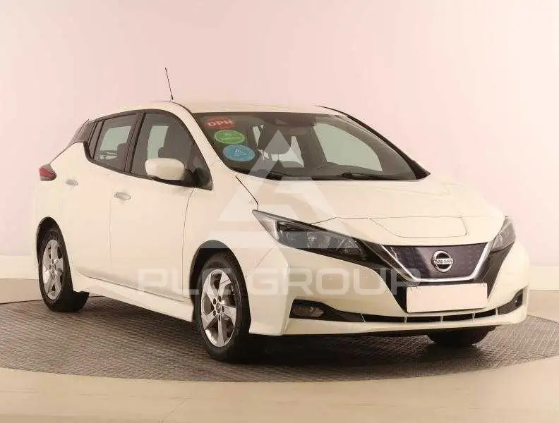 2021 Nissan LEAF